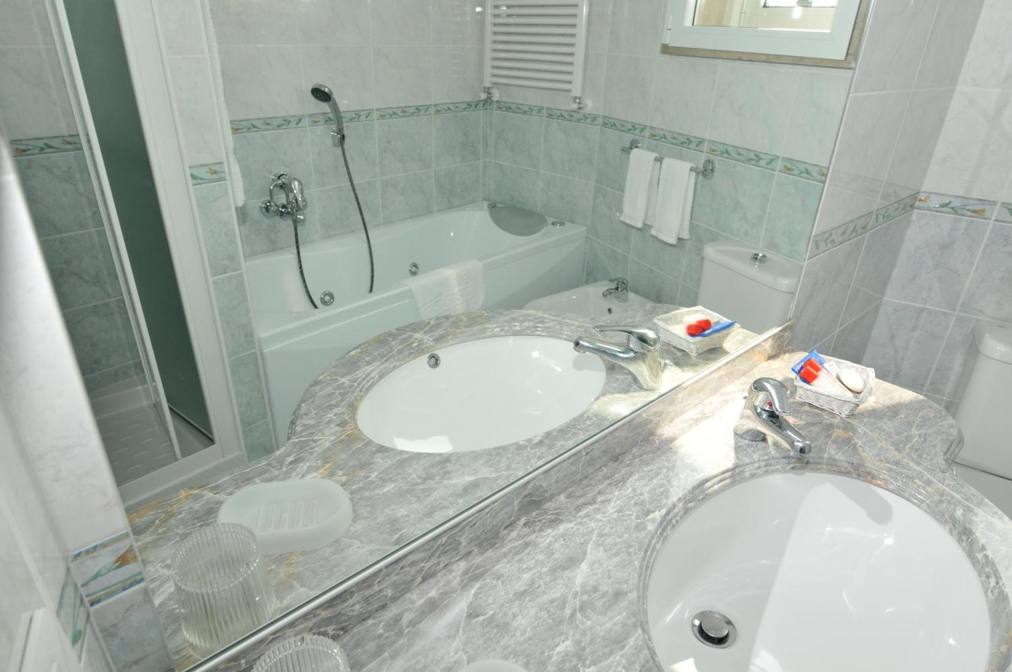 Hotel Fossati Triuggio Luaran gambar