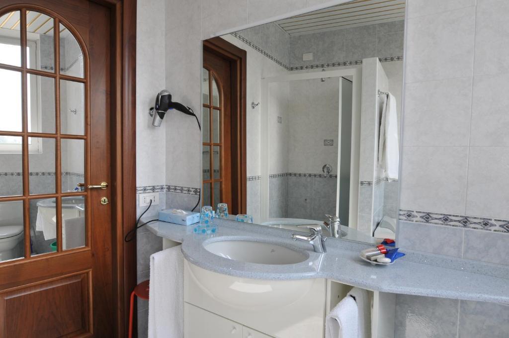 Hotel Fossati Triuggio Bilik gambar